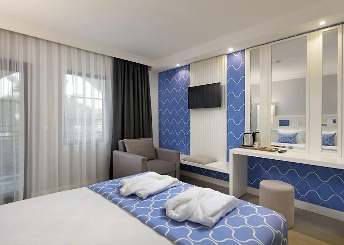 Ξενοδοχείο Euphoria Barbaross 5*